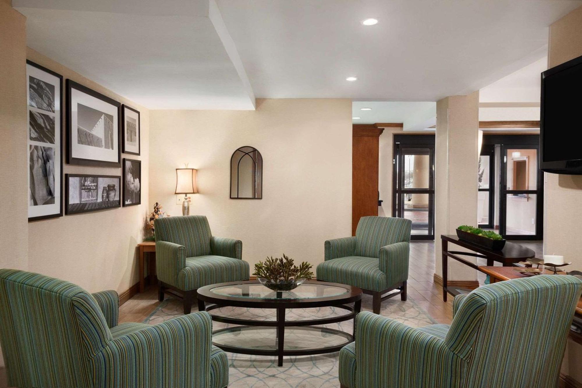 Country Inn & Suites By Radisson, Lubbock, Tx Zewnętrze zdjęcie