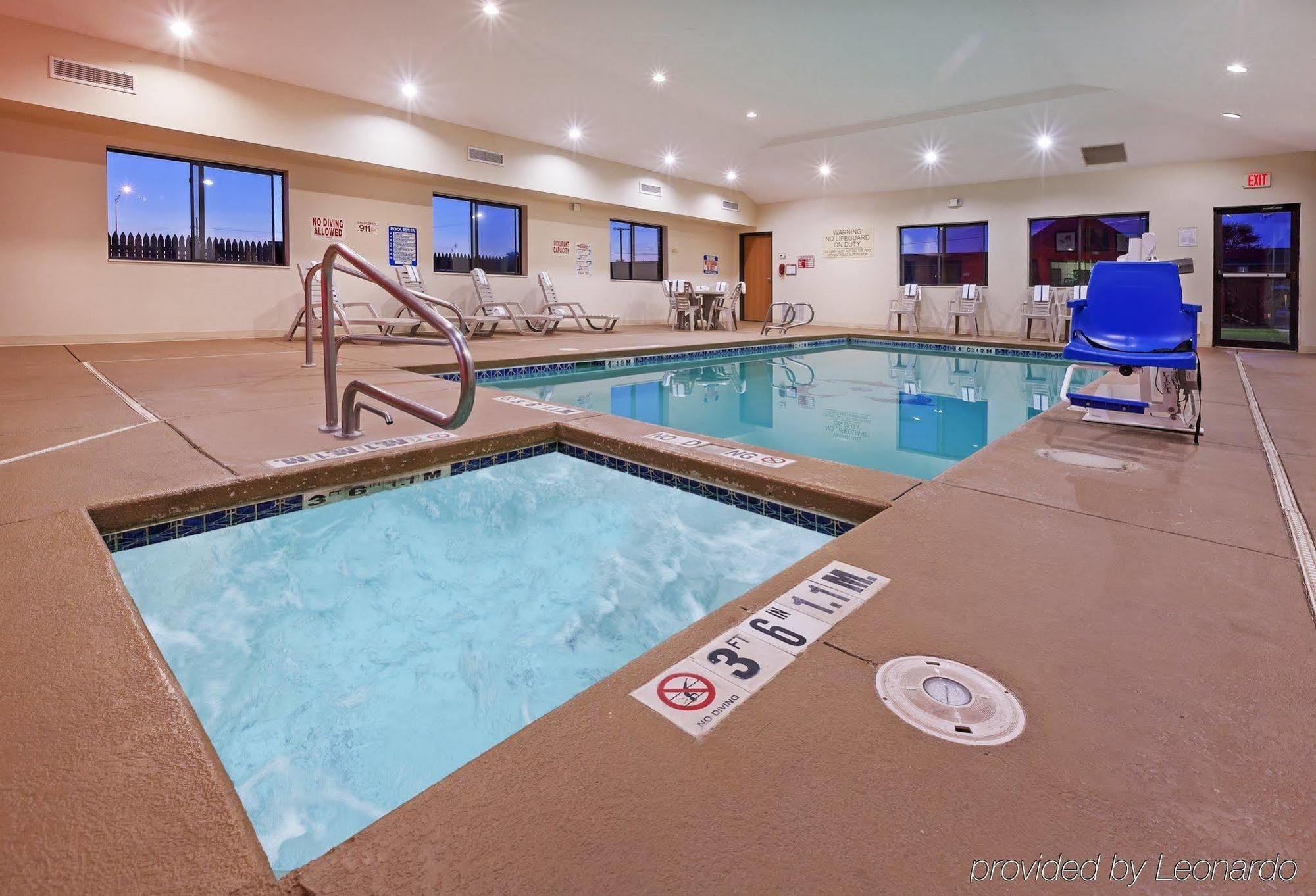 Country Inn & Suites By Radisson, Lubbock, Tx Zewnętrze zdjęcie